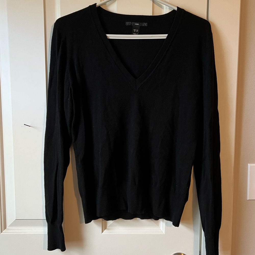 Womens lightweight sweater